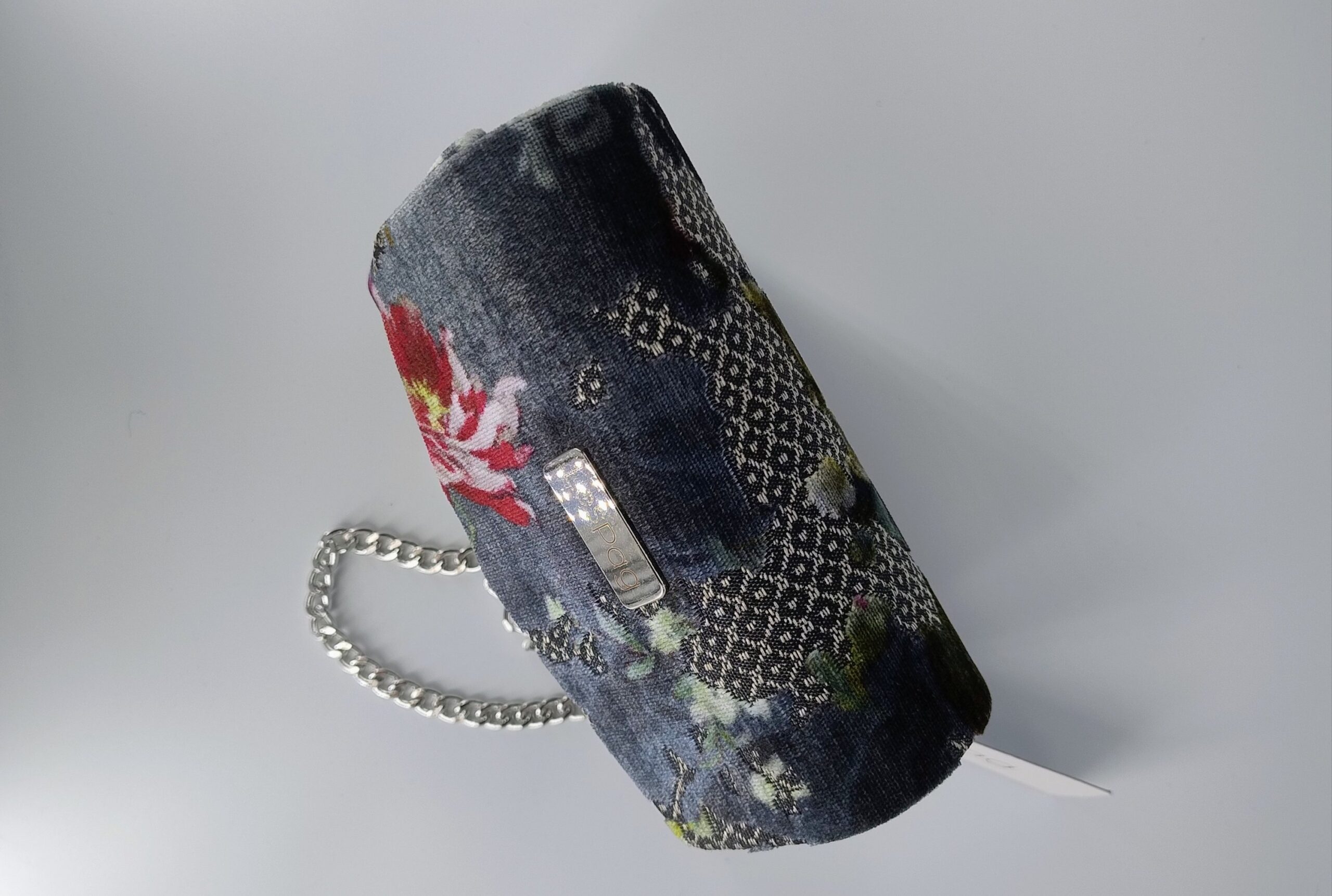 SISSI. Borsetta a tracolla in velluto - immagine 4